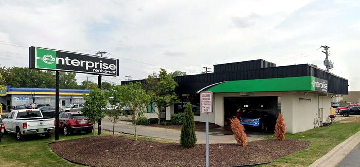 Arthur Treachers Fish & Chips - Troy - 2855 W Maple (newer photo)